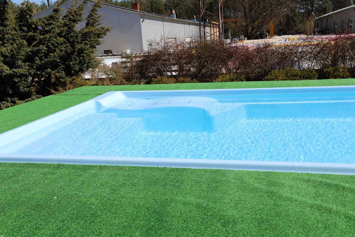 Glasfiberpool Bollnäs 8,80 x 3,10 x 1,5m - Bild 6