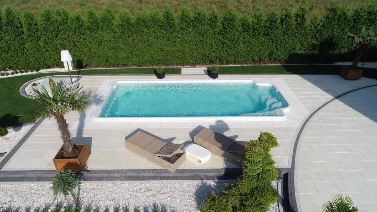 Glasfiberpool Kalmar 8m x 3,7m x 1,55m - Bild 2